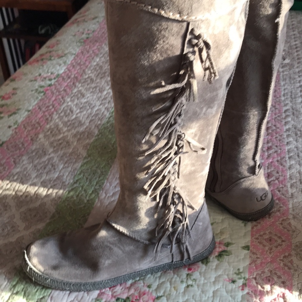 Ugg Dove Grey Suede Boots - Picture 2 of 5